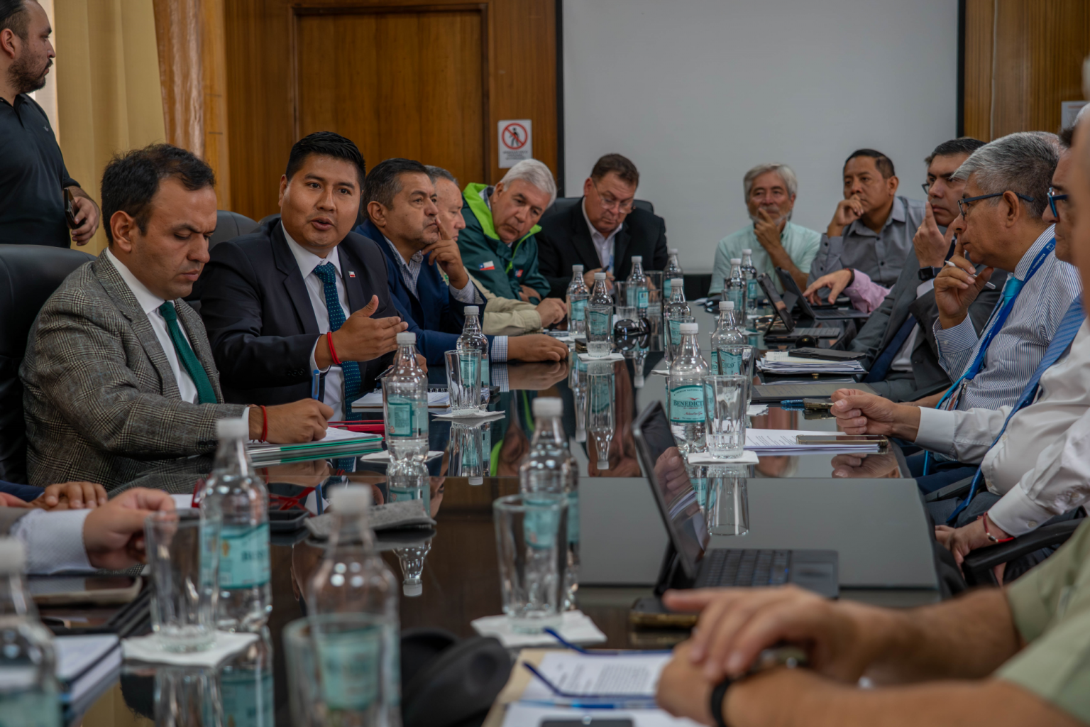 Mesa de Trabajo Seguridad Vial 11-CH.png